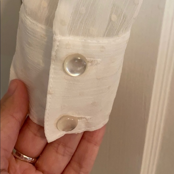 Women’s Ruffle Button Up - Picture 4 of 5